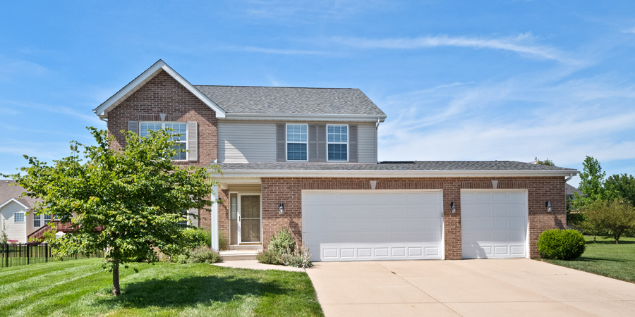 View Karen Sheesley's REMAX listing for 1011 Roan Ct., Swansea 62226